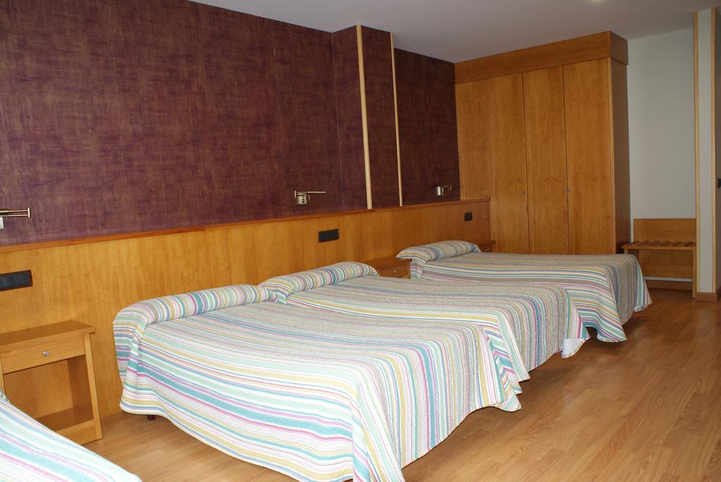 Hostal Los Valles Bielsa Kültér fotó